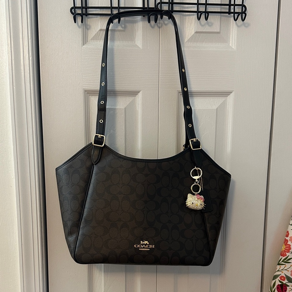 Coach Meadow Shoulder Bag